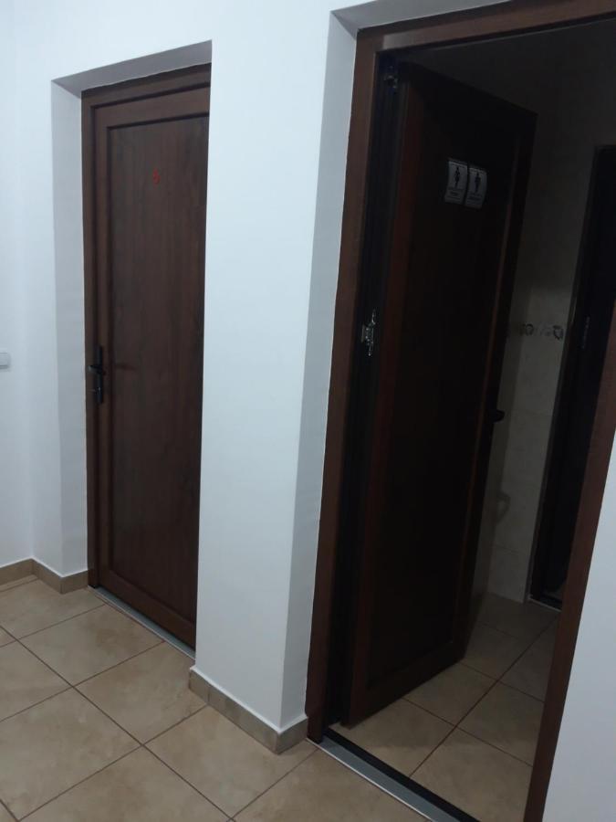 Pensiunea Lucian Baltati Luaran gambar